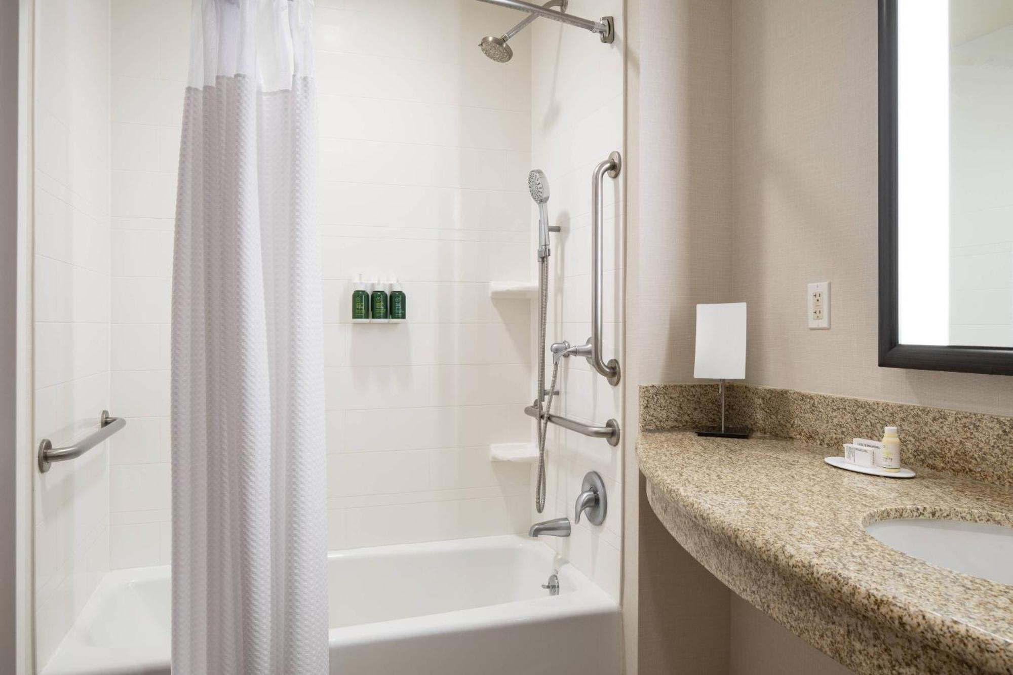 Courtyard By Marriott Santa Barbara Goleta Hotel Kültér fotó
