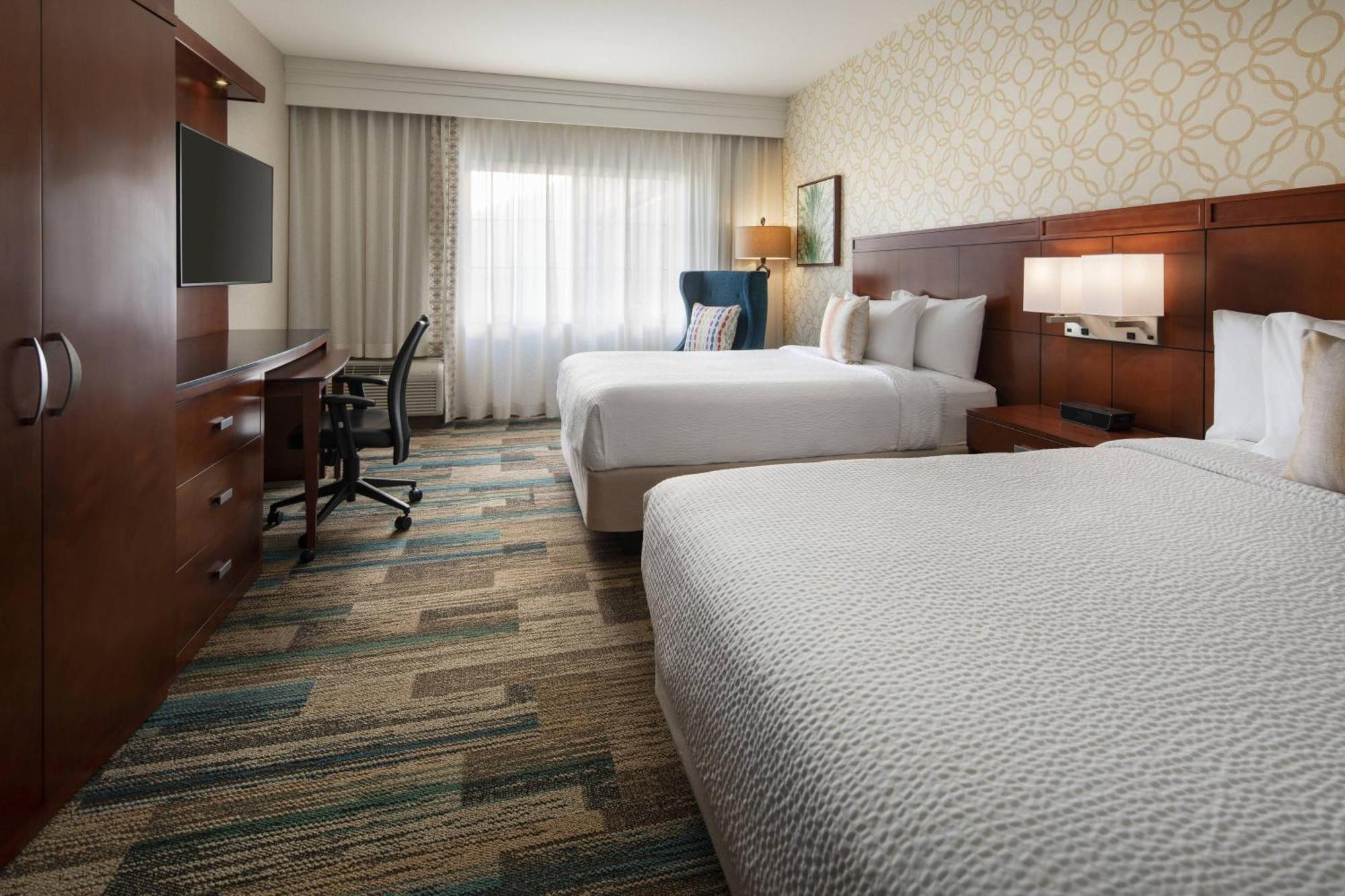 Courtyard By Marriott Santa Barbara Goleta Hotel Kültér fotó