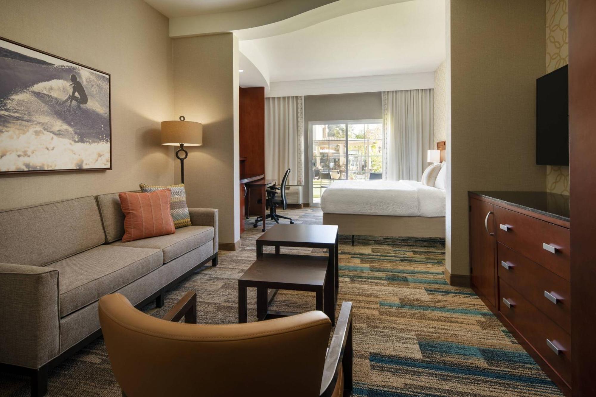 Courtyard By Marriott Santa Barbara Goleta Hotel Kültér fotó