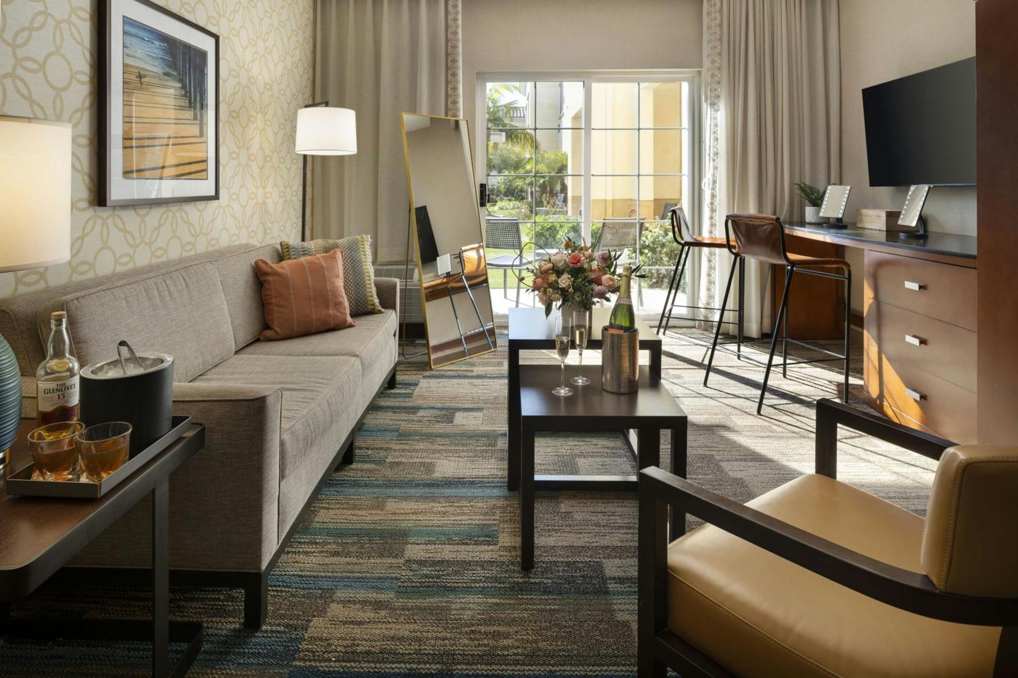 Courtyard By Marriott Santa Barbara Goleta Hotel Kültér fotó